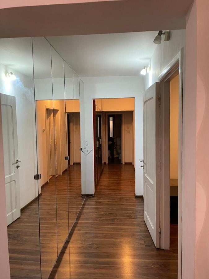 Majestic Luxury Apartment Close To Presidential Palace ブカレスト エクステリア 写真